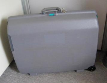 RUIME GRIJZE SAMSONITE KOFER MET SLEUTELS HARDCASE beschikbaar voor biedingen