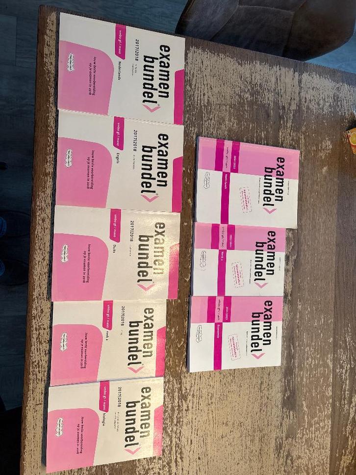 Examenbundels, Boeken, Schoolboeken, Zo goed als nieuw, VMBO, Ophalen of Verzenden