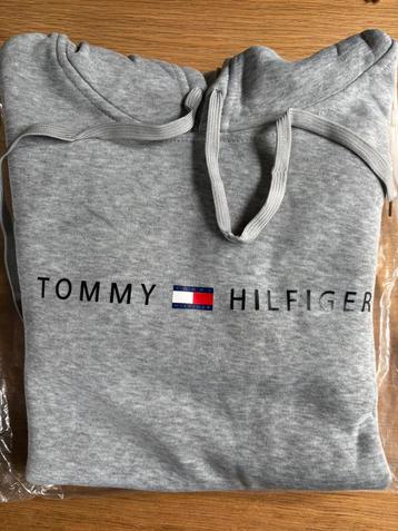 Hoodie grijs nieuw maat M staat tommy hilfiger op beschikbaar voor biedingen