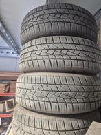 Velgen met winterbanden Toyota CHR., Ophalen, Zo goed als nieuw