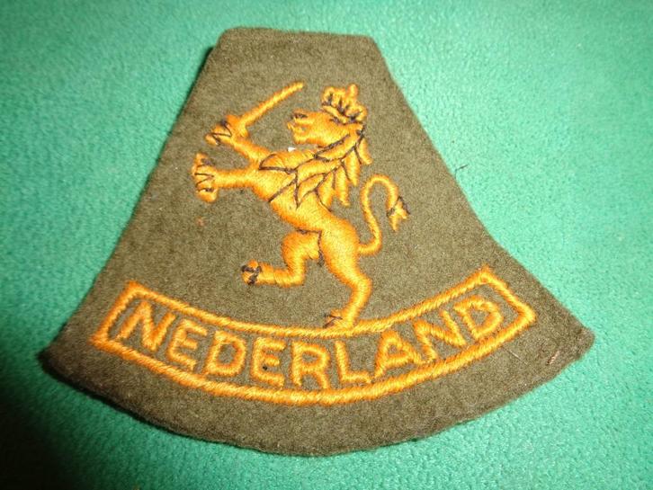 embleem uniform leeuw NL leger oorlog Engels 2e model 1941, Verzamelen, Militaria | Tweede Wereldoorlog, Landmacht, Embleem of Badge