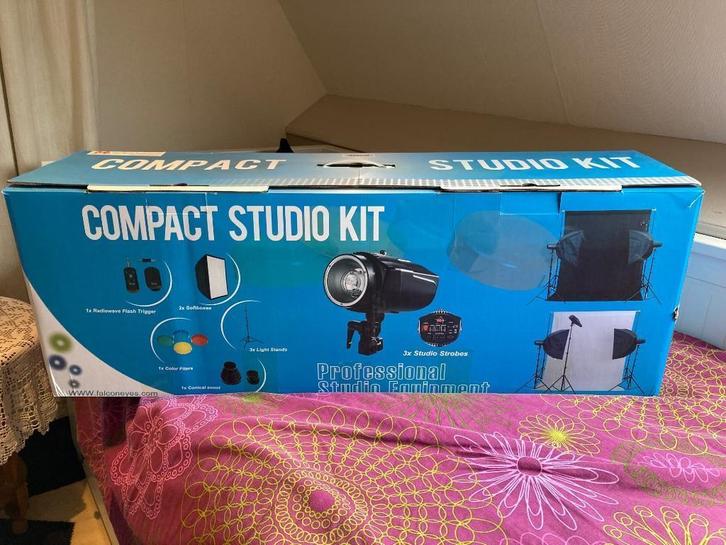 Falcon Eyes SSK-3150D, Audio, Tv en Foto, Fotografie | Fotostudio en Toebehoren, Gebruikt, Complete fotostudio, Ophalen