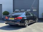 BMW 5-serie M550i xDrive High Executive | Panoramadak | Head, Auto's, BMW, Automaat, Gebruikt, 4395 cc, 109 €/maand