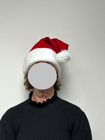 4 Nieuwe Kerstmutsen beschikbaar voor biedingen