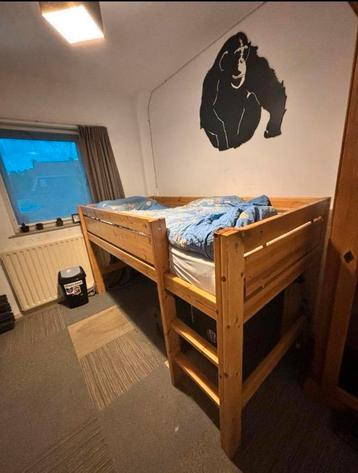 Mooie Half Hoogslaper 100x204 cm beschikbaar voor biedingen
