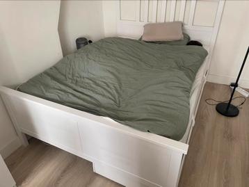 Hemnes Bed