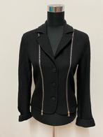 Jas13 - Zwart Marc Cain jasje maat 2 = S met ritsjes (1), Ophalen of Verzenden, Zo goed als nieuw, Maat 38/40 (M), Zwart