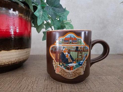 Villeroy Boch Douwe Egberts koffie beker "de bovenmeester", Huis en Inrichting, Keuken | Servies, Gebruikt, Kop(pen) en/of Schotel(s)