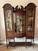 Zeer mooie antieke kast., Ophalen