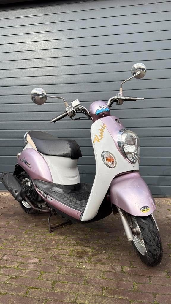 Kymco Sento brommer, Fietsen en Brommers, Scooters | SYM, Gebruikt, Overige modellen, Maximaal 45 km/u, Benzine, Ophalen