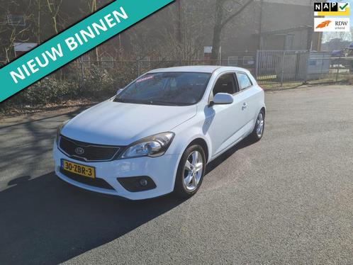 Kia Pro_cee'd 1.4 CVVT Navigator Plus Pack LEUKE AUTO RIJDT, Auto's, Kia, Bedrijf, Te koop, (Pro) Cee d, ABS, Achteruitrijcamera