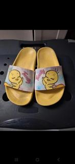 Tweety slippers maat 26/27, Overige typen, Ophalen of Verzenden, Zo goed als nieuw