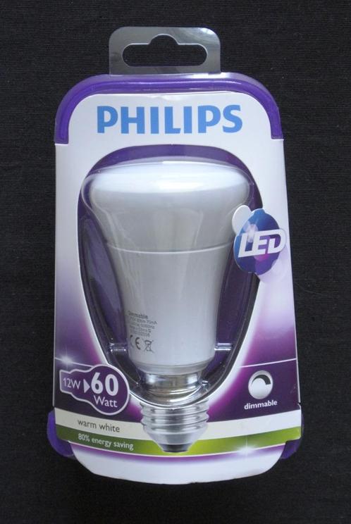 Philips 12W = 60W dimbaar ledlamp warm wit ( 2700 Kelvin ), Huis en Inrichting, Lampen | Losse lampen, Nieuw, Led-lamp, 60 watt of meer