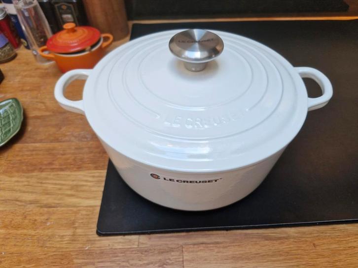 Le Creuset Braadpan 24cm Blanc - 4,2L, Huis en Inrichting, Keuken | Potten en Pannen, Nieuw, Koekenpan of Braadpan, Gietijzer