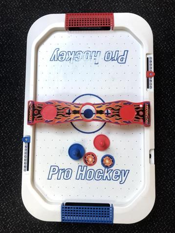Airhockey klein tafel model beschikbaar voor biedingen