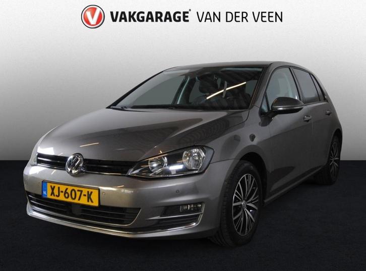 Volkswagen Golf 1.2 TSI Con. Ser. (bj 2016, semi-automaat), Auto's, Volkswagen, Te koop, Golf, ABS, Achteruitrijcamera, Airbags
