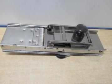 Mandoline snijder beschikbaar voor biedingen