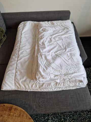 4 Seizoenen dekbed als nieuw 240x220 beschikbaar voor biedingen