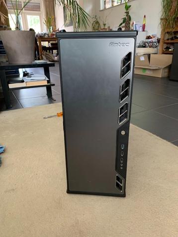 Nette en robuuste zwarte / grijze Antec behuizing met DVD beschikbaar voor biedingen