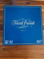 Trivial Pursuit - Klassieke Editie, Hobby en Vrije tijd, Gezelschapsspellen | Bordspellen, Vijf spelers of meer, Ophalen, Zo goed als nieuw