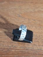 Zilveren ring., Ophalen of Verzenden, Zo goed als nieuw, X, Dame of Heer