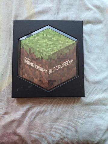 Minecrafy Blockopedia boek beschikbaar voor biedingen