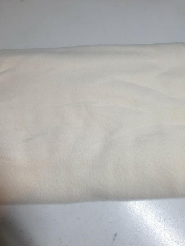 Anti pilling ecru (B), Hobby en Vrije tijd, Stoffen en Lappen, Nieuw, 120 cm of meer, 30 tot 200 cm, Ophalen of Verzenden