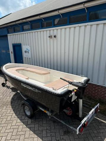 Elektrische sloep topcraft 405 met nieuwe elektromotor accu beschikbaar voor biedingen
