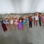 Set van 11 barbies plus meubels om mee te spelen, Kinderen en Baby's, Speelgoed | Poppen, Gebruikt, Ophalen, Barbie