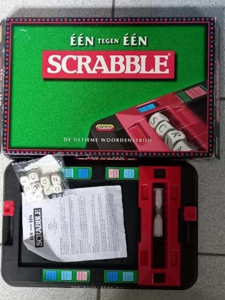 spel scrabble één tegen één, Hobby en Vrije tijd, Gezelschapsspellen | Bordspellen, Gebruikt, Een of twee spelers, Ophalen of Verzenden