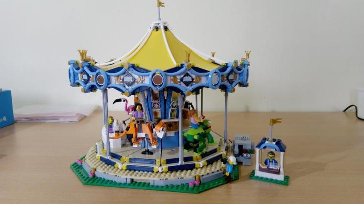 Lego 10257 Carrousel., Kinderen en Baby's, Speelgoed | Duplo en Lego, Zo goed als nieuw, Lego, Complete set, Ophalen of Verzenden