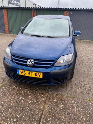Volkswagen Golf Plus 1.6 FSI 85KW 2005 airco beschikbaar voor biedingen