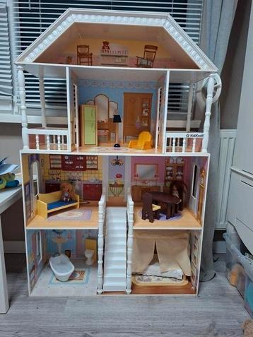 kidskraft poppenhuis  beschikbaar voor biedingen