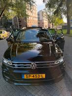 Volkswagen Tiguan 1.4 TSI 150pk 4Motion DSG 2018 Zwart, Auto's, Automaat, 4 cilinders, 2000 kg, Zwart