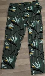 MOOIE VROLIJKE HEMA BROEK SIZE L, Kleding | Dames, Broeken en Pantalons, Maat 42/44 (L), Ophalen of Verzenden, Zo goed als nieuw