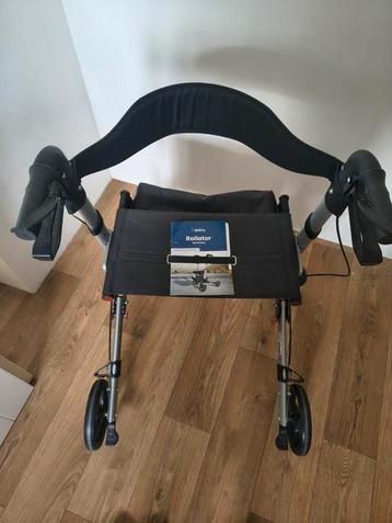 ELDRLY rollator zo goed als nieuw incl boekje beschikbaar voor biedingen