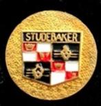Studebaker wapen pin-gelakt, Verzamelen, Verzenden, Nieuw, Transport, Speldje of Pin