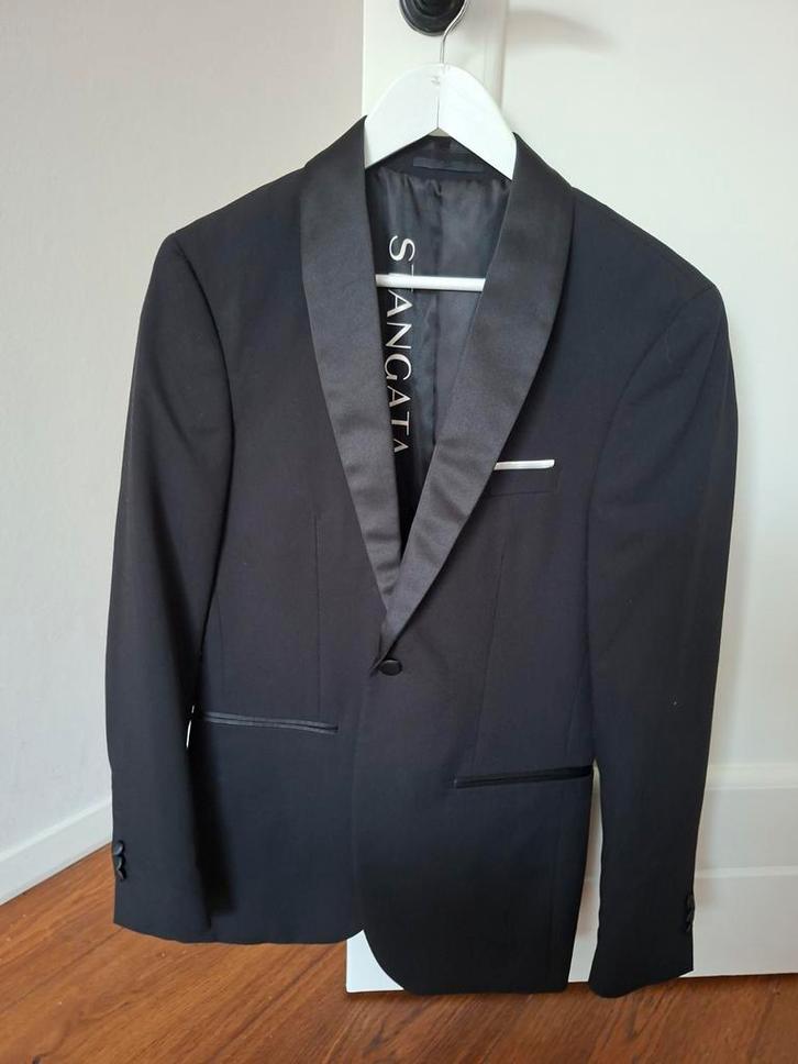 Italiaanse Smoking - Maat XS, Kleding | Heren, Kostuums en Colberts, Zo goed als nieuw, Maat 46 (S) of kleiner, Zwart, Ophalen of Verzenden