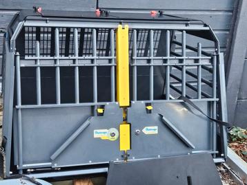 Variocage dubbel L hondenbench met verwijderbaar tussenschot beschikbaar voor biedingen