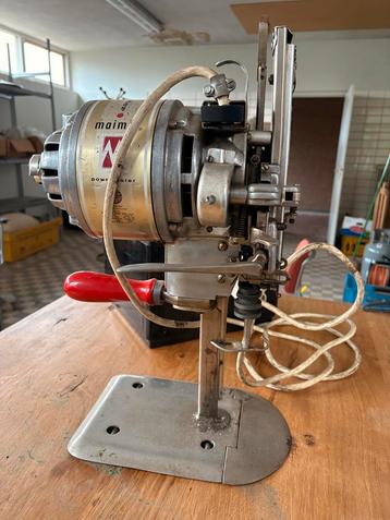 Schuimrubber/Stoffen/Leer Snijder - Goed Werkend beschikbaar voor biedingen