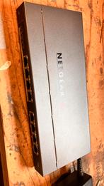 Netgear ProSafe plus switch with PoE GS108PE, Computers en Software, Netwerk switches, Ophalen of Verzenden, Gebruikt