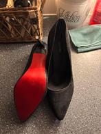 Louboutin hakken, Kleding | Dames, Schoenen, Ophalen of Verzenden, Nieuw, Zwart