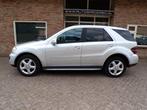 Mercedes-Benz M-klasse 320 CDI Automaat / navi / schuifdak, Auto's, Bestelauto's, 15 km/l, Gebruikt, Zwart, 2260 kg