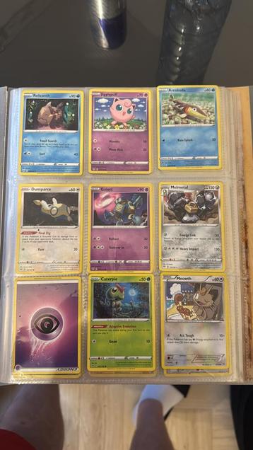 Pokemon kaarten beschikbaar voor biedingen