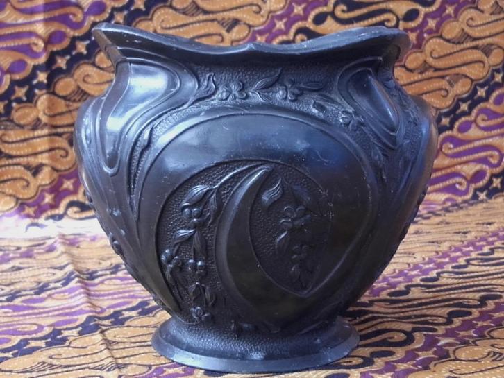 Mooie originele Art Nouveau pot uit Frankrijk 12 cm. 1900., Antiek en Kunst, Antiek | Tin, Ophalen of Verzenden