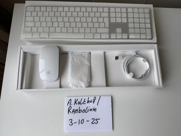 Apple toetsenbord en magic mouse set beschikbaar voor biedingen