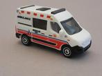 Matchbox Renault Master Ambulance.     Matchbox, Ophalen of Verzenden, Nieuw, Auto