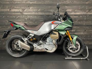 Moto Guzzi V100 MANDELLO S VERDE DEMO (bj 2023) beschikbaar voor biedingen