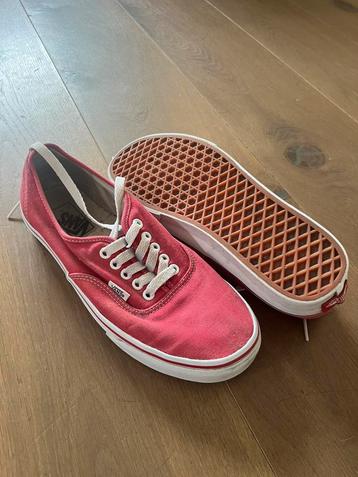 Vans Authentic rood – maat 42 – gedragen maar netjes beschikbaar voor biedingen