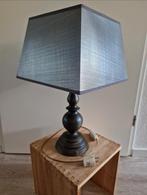 Tafellamp met grijs lampenkap inclusief gloeilamp, Huis en Inrichting, Lampen | Tafellampen, Ophalen of Verzenden, Zo goed als nieuw